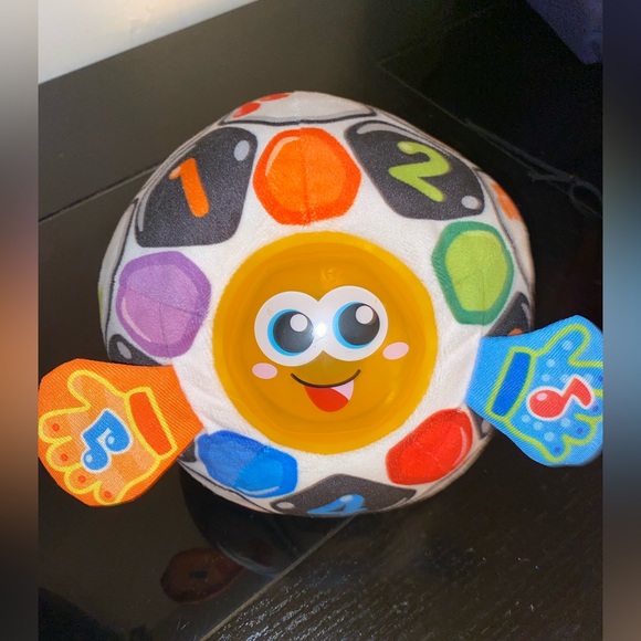 Vtech Bright Lights Plush Talking Soccer Ball - Picture 4 of 4